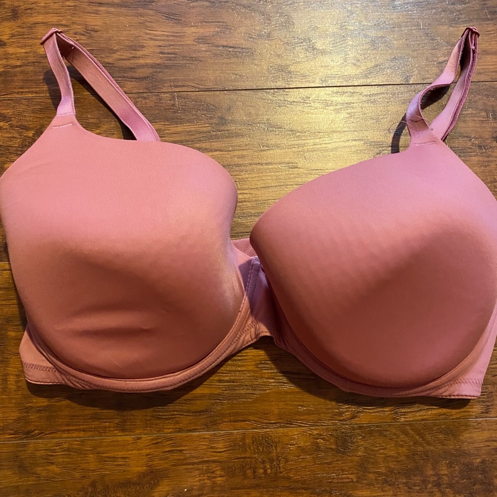 PINK Lightly Lined Underwire TShirt Bra